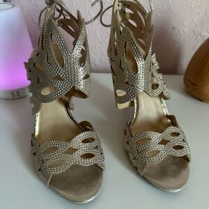 Jessica Simpson Gold Cutout Heels